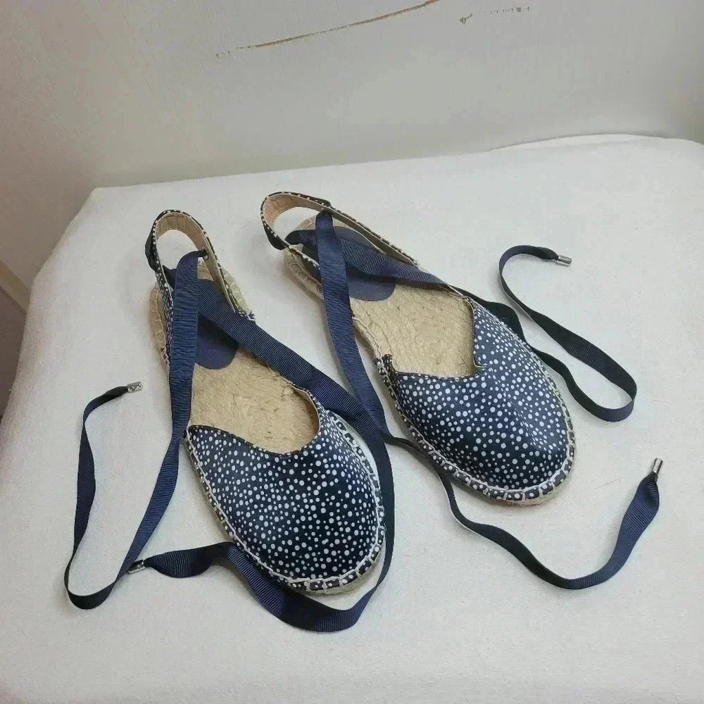 Ann Taylor Loft Sandals 6M Blue & White NWOT